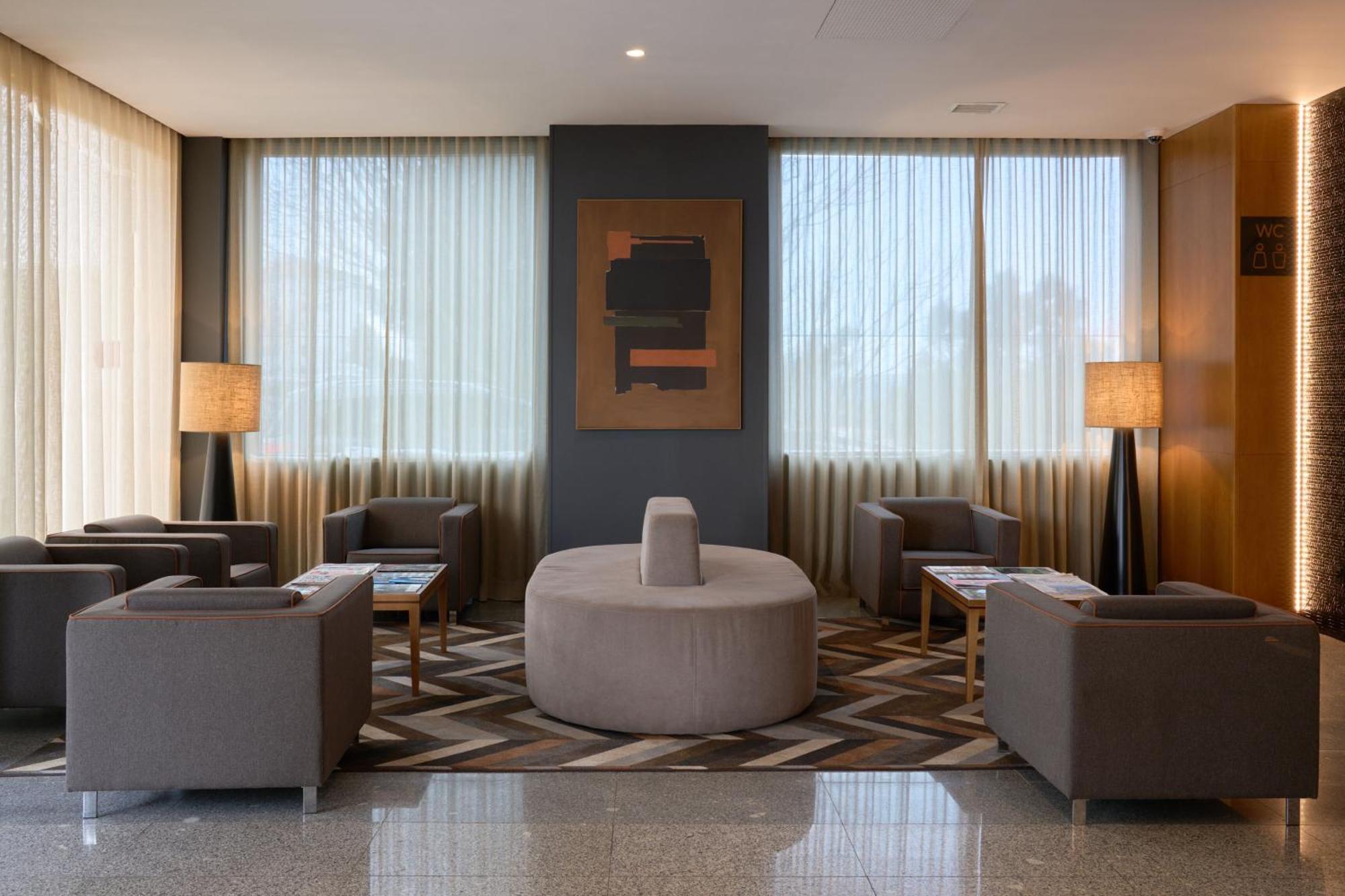 Hotel Versatile Guarda Bagian luar foto