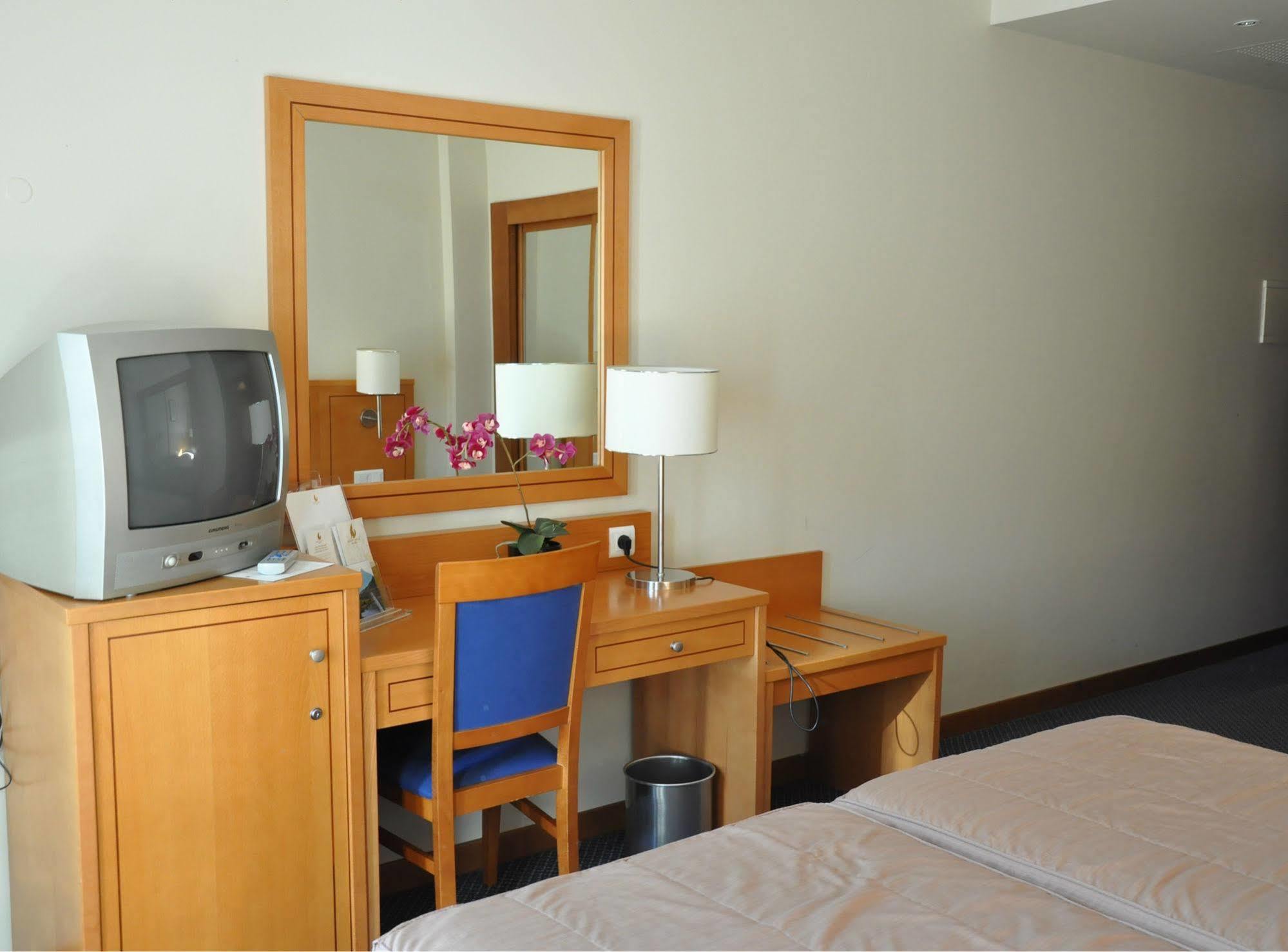 Hotel Versatile Guarda Bagian luar foto